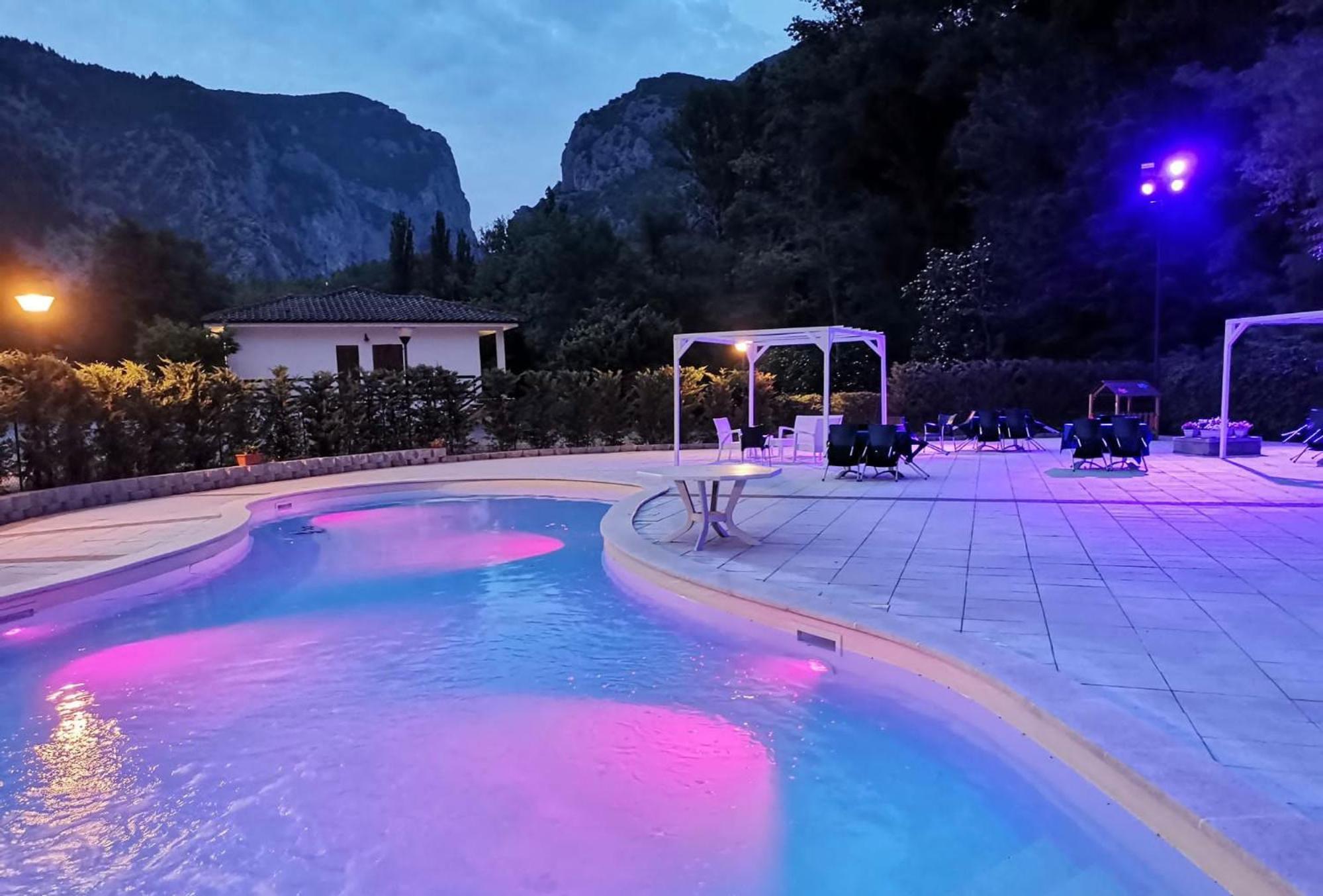 Hotel La Ginestra Acqualagna Exteriér fotografie